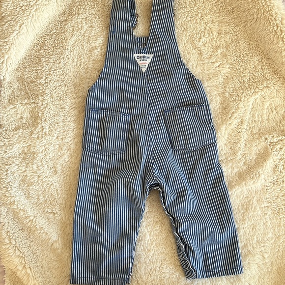 Vintage ‘90s OshKosh overalls 18M - Picture 3 of 6